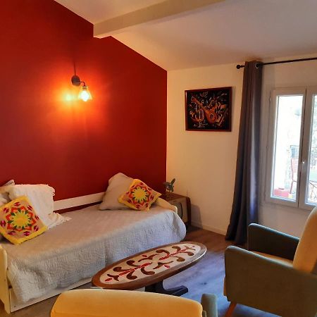 Gite "Suzanne" Du Moulin De La Batteuse Valensole Dış mekan fotoğraf